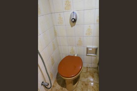 Casa de condomínio à venda com 85m², 5 quartos e 1 vaga Casa de condomínio à venda com 85m², 5 quartos e 1 vagaBanheiro 2º Pavimento