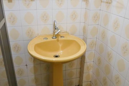 Casa de condomínio à venda com 85m², 5 quartos e 1 vaga Casa de condomínio à venda com 85m², 5 quartos e 1 vagaBanheiro - 1º Pavimento