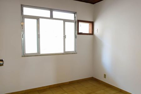 Casa de condomínio à venda com 85m², 5 quartos e 1 vaga Casa de condomínio à venda com 85m², 5 quartos e 1 vagaQuarto 1 do 2º Pavimento