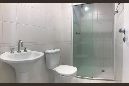 Apartamento à venda com 42m², 1 quarto e 1 vaga Apartamento à venda com 42m², 1 quarto e 1 vagaBanheiro