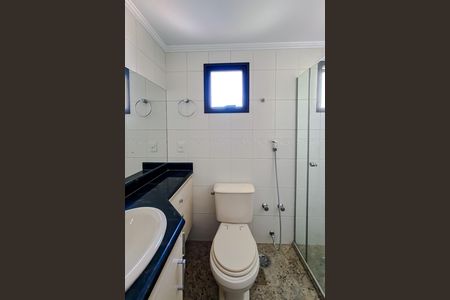 Apartamento à venda com 132m², 3 quartos e 3 vagas Apartamento à venda com 132m², 3 quartos e 3 vagasBanheiro da Suíte