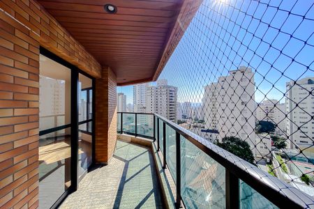 Apartamento à venda com 132m², 3 quartos e 3 vagas Apartamento à venda com 132m², 3 quartos e 3 vagasVaranda da Sala