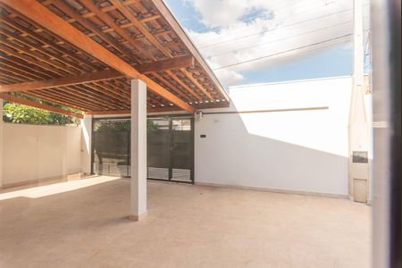 Casa à venda com 164m², 3 quartos e 2 vagas Casa à venda com 164m², 3 quartos e 2 vagasVista da Sala