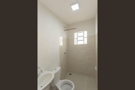 Casa à venda com 164m², 3 quartos e 2 vagas Casa à venda com 164m², 3 quartos e 2 vagasCasa 2-Banheiro
