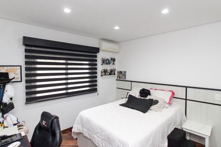 Casa de condomínio à venda com 450m², 4 quartos e 6 vagas Casa de condomínio à venda com 450m², 4 quartos e 6 vagasSuíte 3