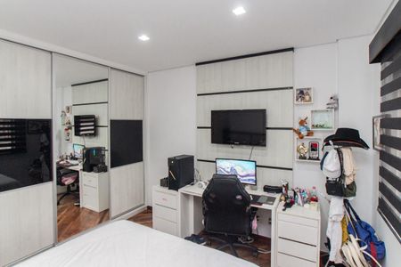 Casa de condomínio à venda com 450m², 4 quartos e 6 vagas Casa de condomínio à venda com 450m², 4 quartos e 6 vagasSuíte 3