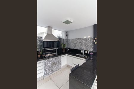 Casa de condomínio à venda com 450m², 4 quartos e 6 vagas Casa de condomínio à venda com 450m², 4 quartos e 6 vagasÁrea gourmet e Piscina