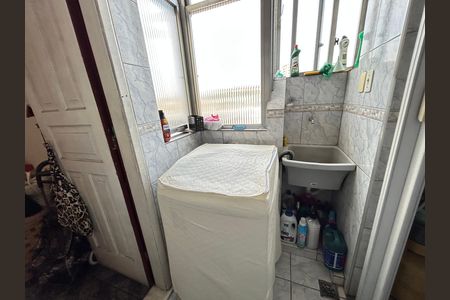 Apartamento à venda com 64m², 2 quartos e sem vagaÁrea de Serviço