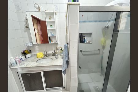 Apartamento à venda com 64m², 2 quartos e sem vagaBanheiro