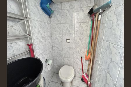 Apartamento à venda com 64m², 2 quartos e sem vagaBanheiro de serviço
