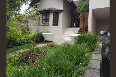 Foto 03 de casa de condomínio à venda com 3 quartos, 360m² em Alphaville, Santana de Parnaíba