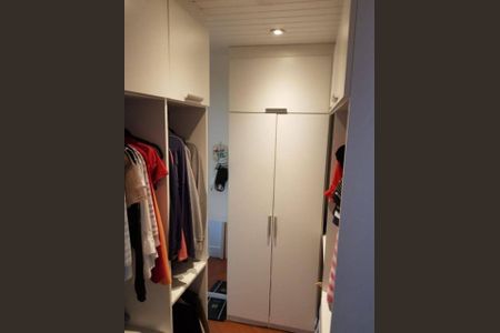 Foto 05 de casa de condomínio à venda com 3 quartos, 360m² em Alphaville, Santana de Parnaíba