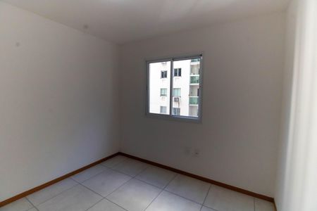 Quarto 1 de apartamento para alugar com 2 quartos, 54m² em Maria Paula, São Gonçalo