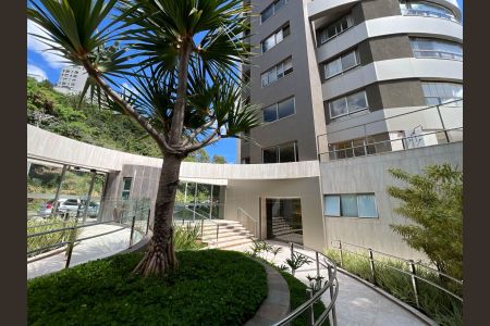 Apartamento à venda com 250m², 4 quartos e 4 vagas Apartamento à venda com 250m², 4 quartos e 4 vagasÁrea comum