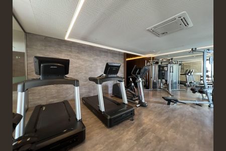 Apartamento à venda com 250m², 4 quartos e 4 vagas Apartamento à venda com 250m², 4 quartos e 4 vagasÁrea comum - Academia