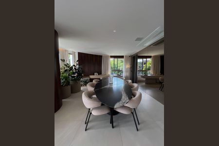Sala  de apartamento à venda com 4 quartos, 250m² em Santa Lúcia, Belo Horizonte