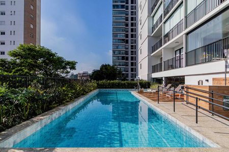 Apartamento para alugar com 26m², 1 quarto e sem vaga Apartamento para alugar com 26m², 1 quarto e sem vagaÁrea comum - Piscina