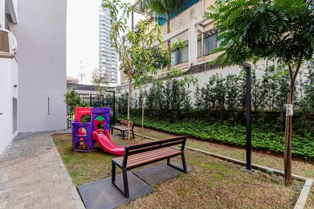 Apartamento para alugar com 26m², 1 quarto e sem vaga Apartamento para alugar com 26m², 1 quarto e sem vagaÁrea comum - Playground