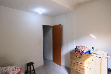 Casa à venda com 300m², 2 quartos e sem vagaQuarto