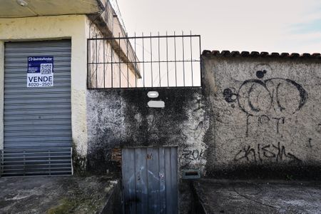 Casa à venda com 300m², 2 quartos e sem vagaFachada