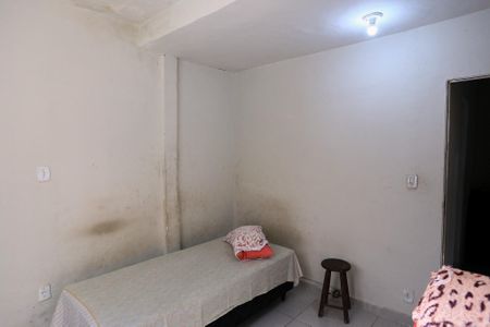Casa à venda com 300m², 2 quartos e sem vagaQuarto
