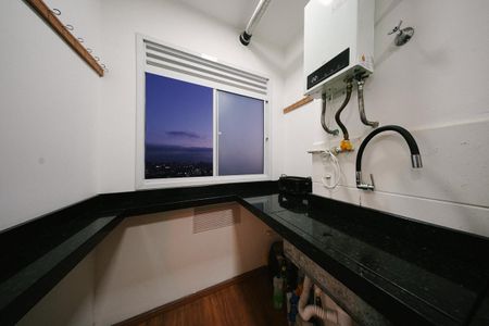 Apartamento à venda com 45m², 2 quartos e sem vaga Apartamento à venda com 45m², 2 quartos e sem vagaCozinha e Área de Serviço