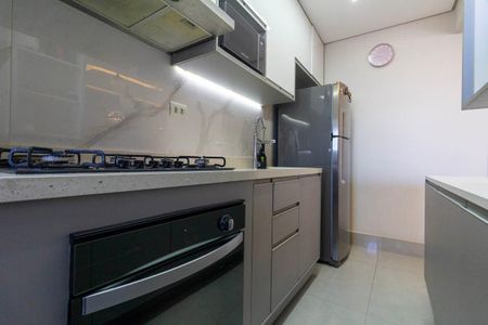 Apartamento à venda com 63m², 2 quartos e 1 vaga Apartamento à venda com 63m², 2 quartos e 1 vagaCozinha e Área de Serviço