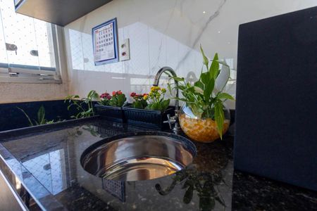 Apartamento à venda com 63m², 2 quartos e 1 vaga Apartamento à venda com 63m², 2 quartos e 1 vagaVaranda