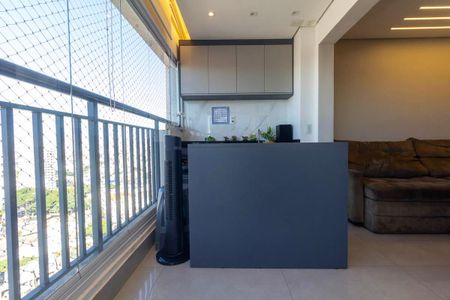 Varanda de apartamento à venda com 2 quartos, 63m² em Vila Guilhermina, São Paulo