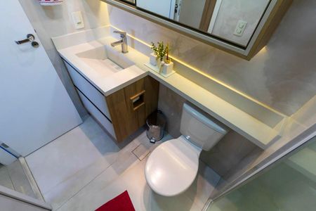 Apartamento à venda com 63m², 2 quartos e 1 vaga Apartamento à venda com 63m², 2 quartos e 1 vagaBanheiro 1