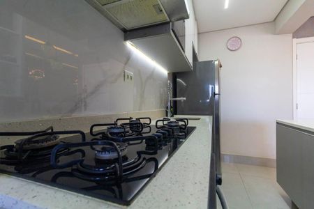 Apartamento à venda com 63m², 2 quartos e 1 vaga Apartamento à venda com 63m², 2 quartos e 1 vagaCozinha e Área de Serviço