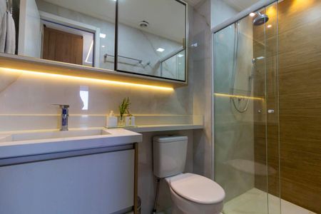 Apartamento à venda com 63m², 2 quartos e 1 vaga Apartamento à venda com 63m², 2 quartos e 1 vagaBanheiro 1
