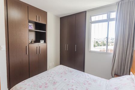 Suíte de apartamento à venda com 3 quartos, 94m² em Sagrada Família, Belo Horizonte