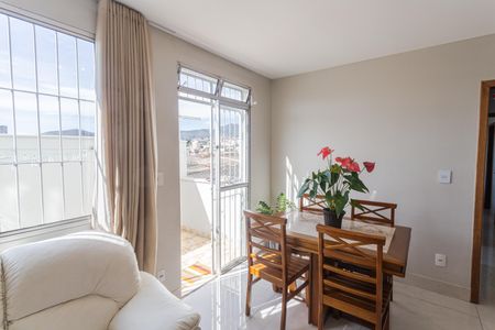 Apartamento à venda com 94m², 3 quartos e 1 vagaSala