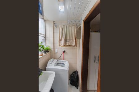 Apartamento à venda com 94m², 3 quartos e 1 vagaÁrea de Serviço