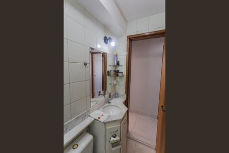 Apartamento à venda com 94m², 3 quartos e 1 vagaBanheiro Social