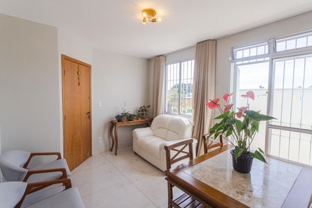 Apartamento à venda com 94m², 3 quartos e 1 vagaSala