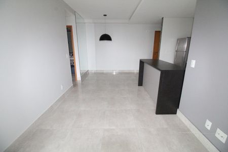 Apartamento para alugar com 53m², 1 quarto e 1 vagaSala
