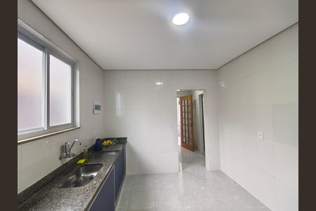 Casa para alugar com 150m², 4 quartos e 5 vagas