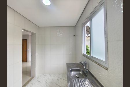 Casa para alugar com 150m², 4 quartos e 5 vagas