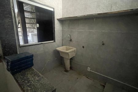 Área de Serviço de casa para alugar com 2 quartos, 90m² em Vila Sarapui, Duque de Caxias