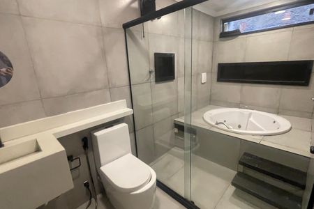 Banheiro 2 de casa para alugar com 2 quartos, 90m² em Vila Sarapui, Duque de Caxias