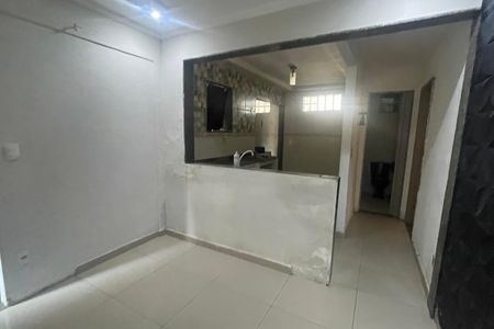 Sala de casa para alugar com 2 quartos, 90m² em Vila Sarapui, Duque de Caxias