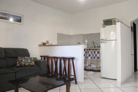 Sala/Cozinha de kitnet/studio para alugar com 1 quarto, 60m² em Peró, Cabo Frio