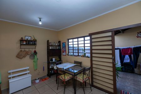 COZINHA de casa à venda com 2 quartos, 216m² em Residencial Terra Nova, Campinas