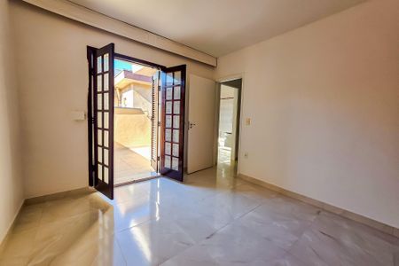 Casa para alugar com 3 quartos, 245m² em Vila Metalúrgica, Santo André