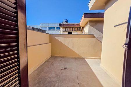 Casa para alugar com 245m², 3 quartos e 3 vagas