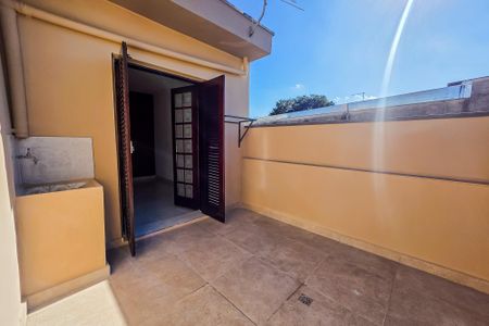 Casa para alugar com 245m², 3 quartos e 3 vagas