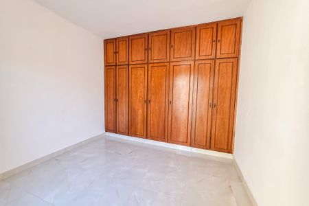 Casa para alugar com 245m², 3 quartos e 3 vagas