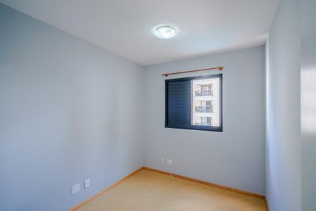 Apartamento para alugar com 74m², 3 quartos e 2 vagas Apartamento para alugar com 74m², 3 quartos e 2 vagasQuarto 2